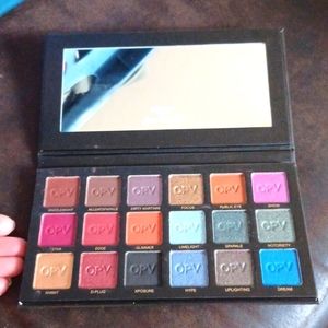 OPV Spotlight Eyeshadow Palette EUC